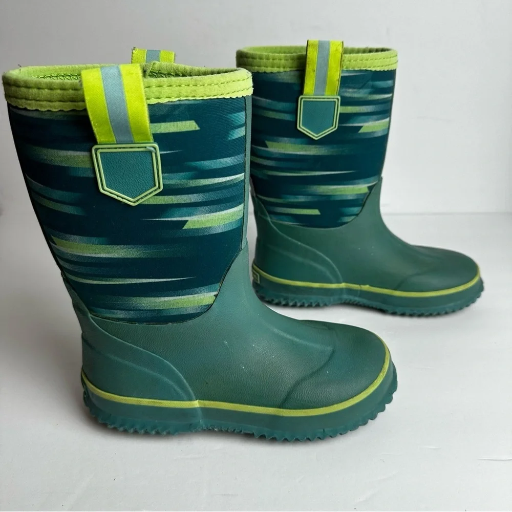 Lands’ End Waterproof Rubber Boots Youth Size 12 Shoes Unisex Green Snow Rain